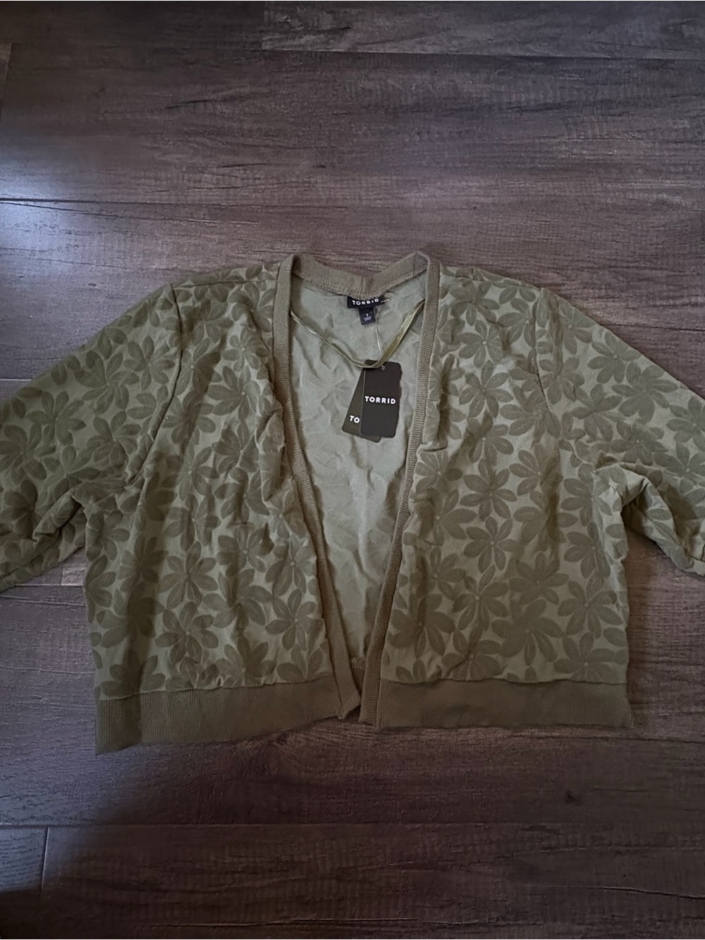 NWT Torrid Olive Green Daisy Mesh Cropped Camisole